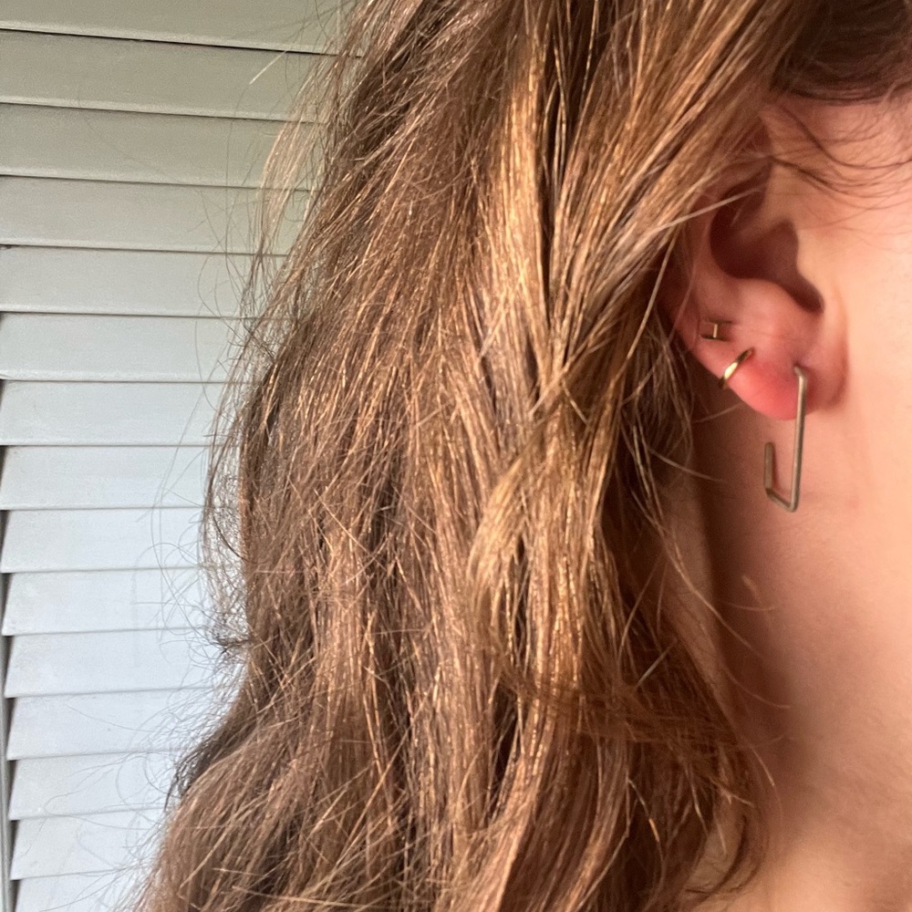 Open square earrings - Picture 2 of 2